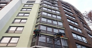 Установка крыши на балкон Тулун цена от 1041 руб. м/2.
